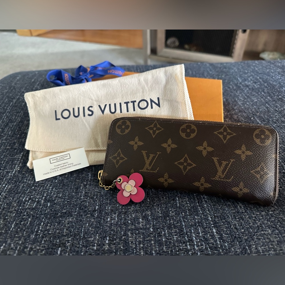 Louis Vuitton blooming flowers Clemence wallet